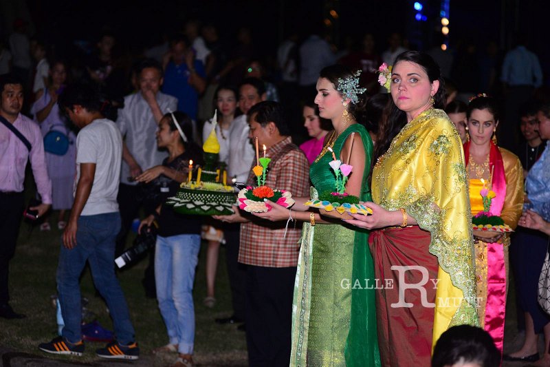 20151125-Loy Kratong_04.JPG